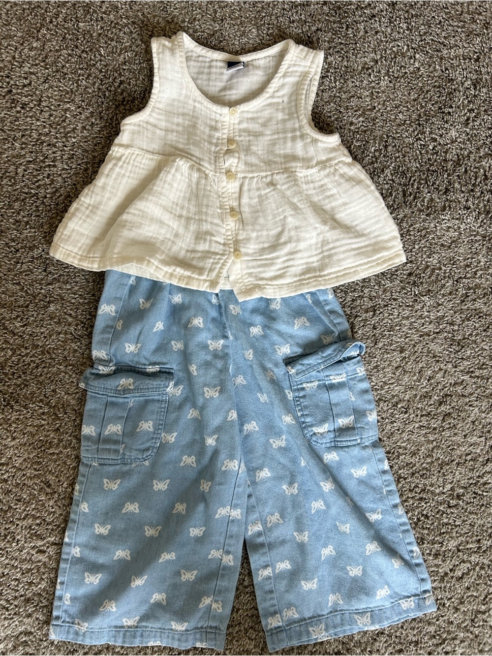 NWT 3T Old Navy Set
